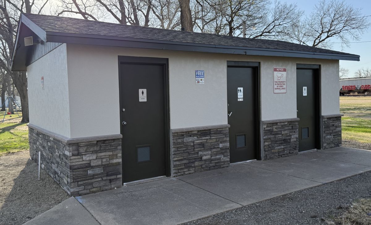 New_Restrooms_at_City_of_Solomon_Park